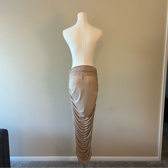 Jluxlabel Nude Beige Ruched Mesh Skirt - Picture 8 of 13